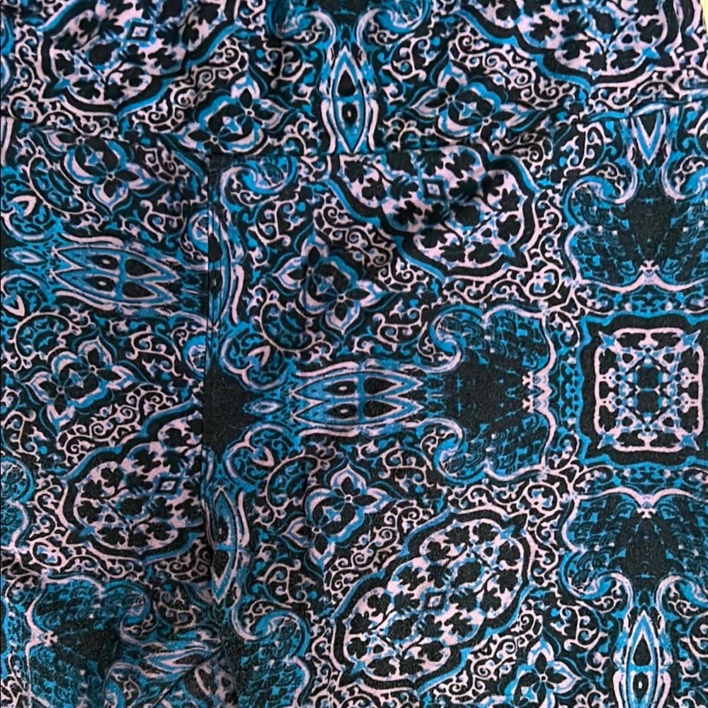 LuLaRoe OS Blue Black and Purple Patterned Leggings